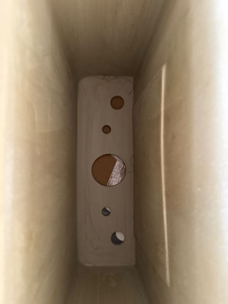 Cistern - closed couple cistern only. 