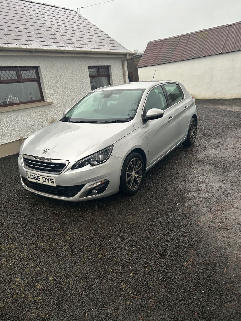 Peugeot, 308, Hatchback, 2015, Manual, 1560 (cc), 5 doors
