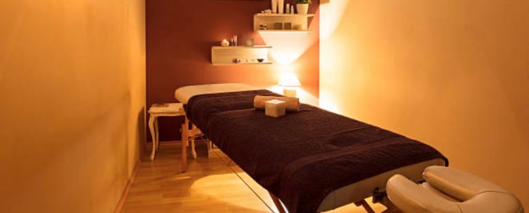 INDIAN AND PAKISTANI THERAPIST FULL BODY MASSAGE 