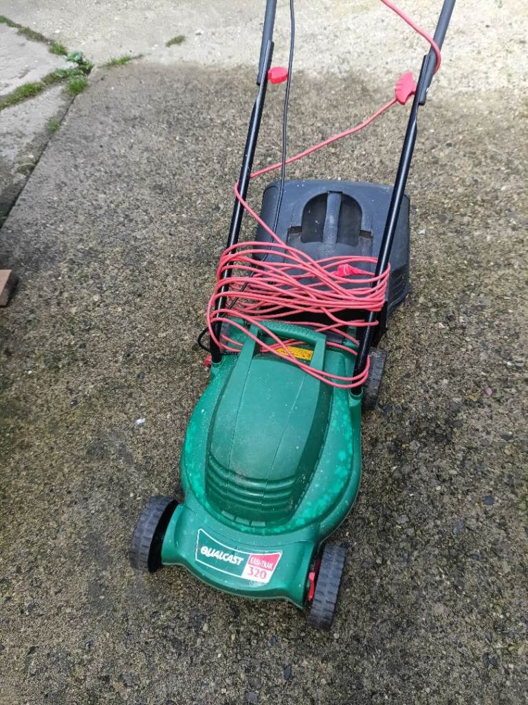 Lawnmower 