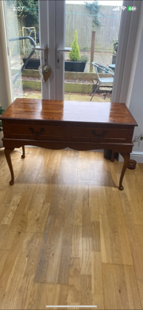  Vintage telephone storage table desk 