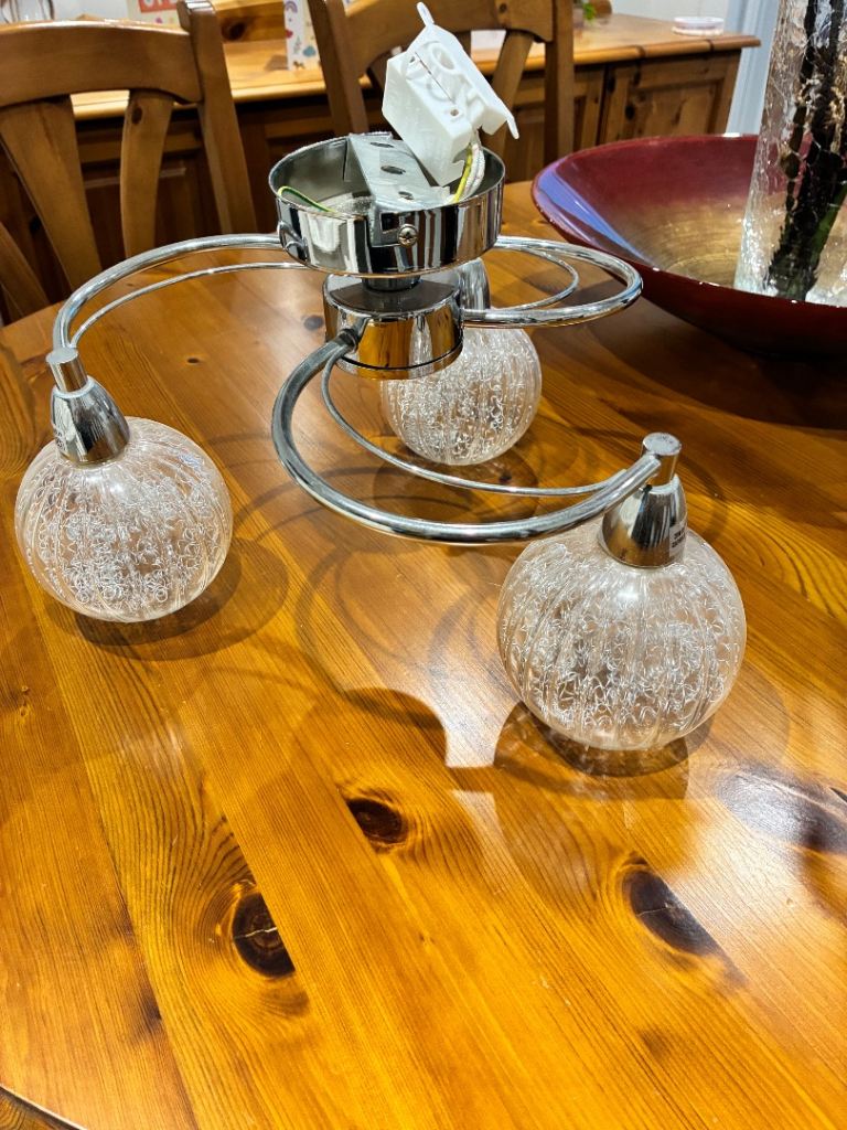 Lounge/Bedroom lights