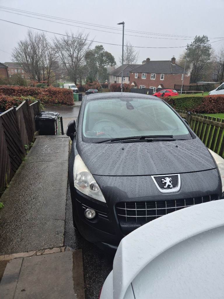 Peugeot, 3008, Hatchback, 2012, Manual, 1560 (cc), 5 doors