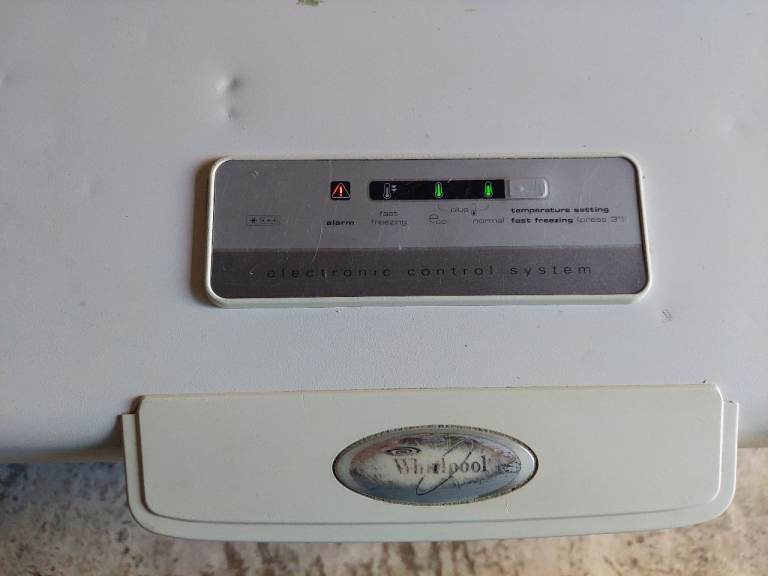 Whirlpool chest freezer 