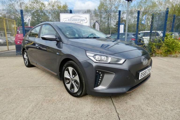 2018 Hyundai IONIQ 28kWh Premium Hatchback 5dr Electric Auto (120 ps) Hatchback ELECTRIC Automatic