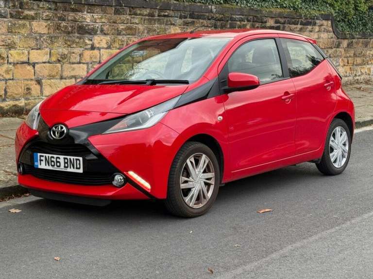 2016 Toyota AYGO 1.0 VVT-i X-Pression 5dr HATCHBACK PETROL Manual
