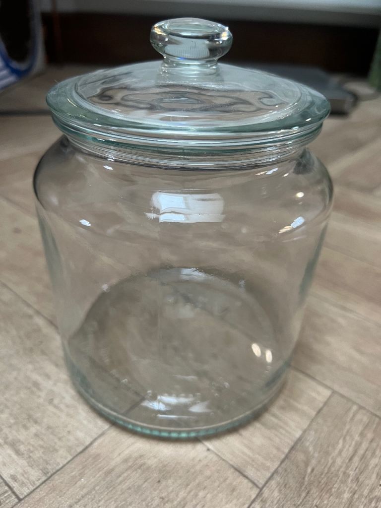 Clear Glass Storage Jar with Lid – As Good As New