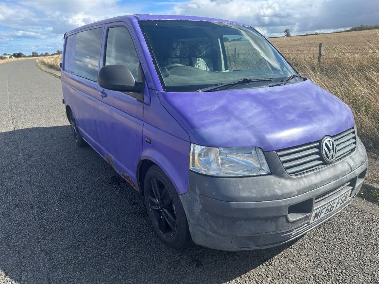 Volkswagen Transporter T5 1.9TDi