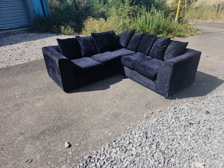 Comfy Black Corner Sofa - Good Condition