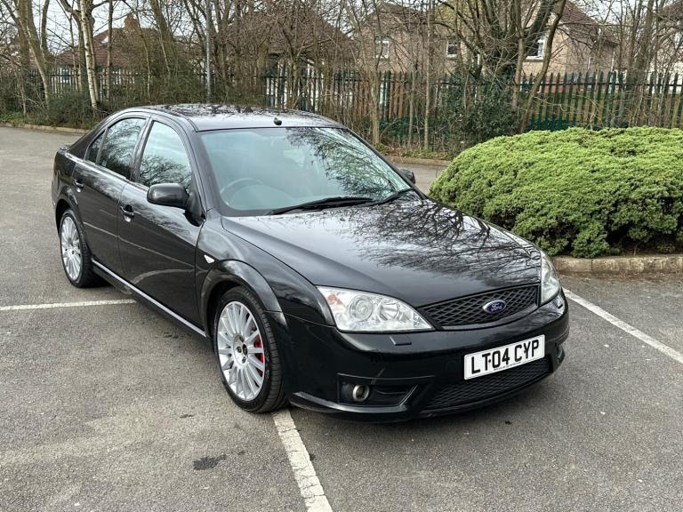 2004 Ford Mondeo 3.0 V6 ST220 5dr [6] HATCHBACK Petrol Manual