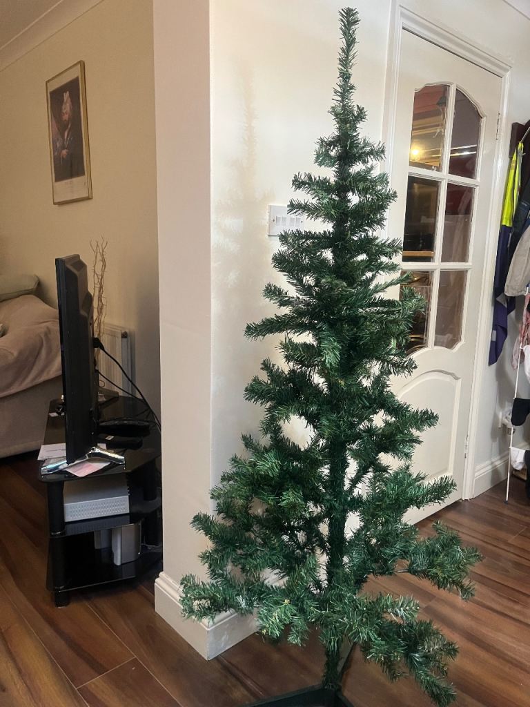 6ft Christmas Tree