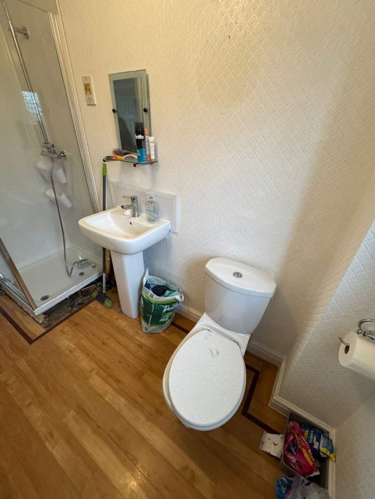 Upgrade Your Bathroom – Expert Fitting & Refurb Service