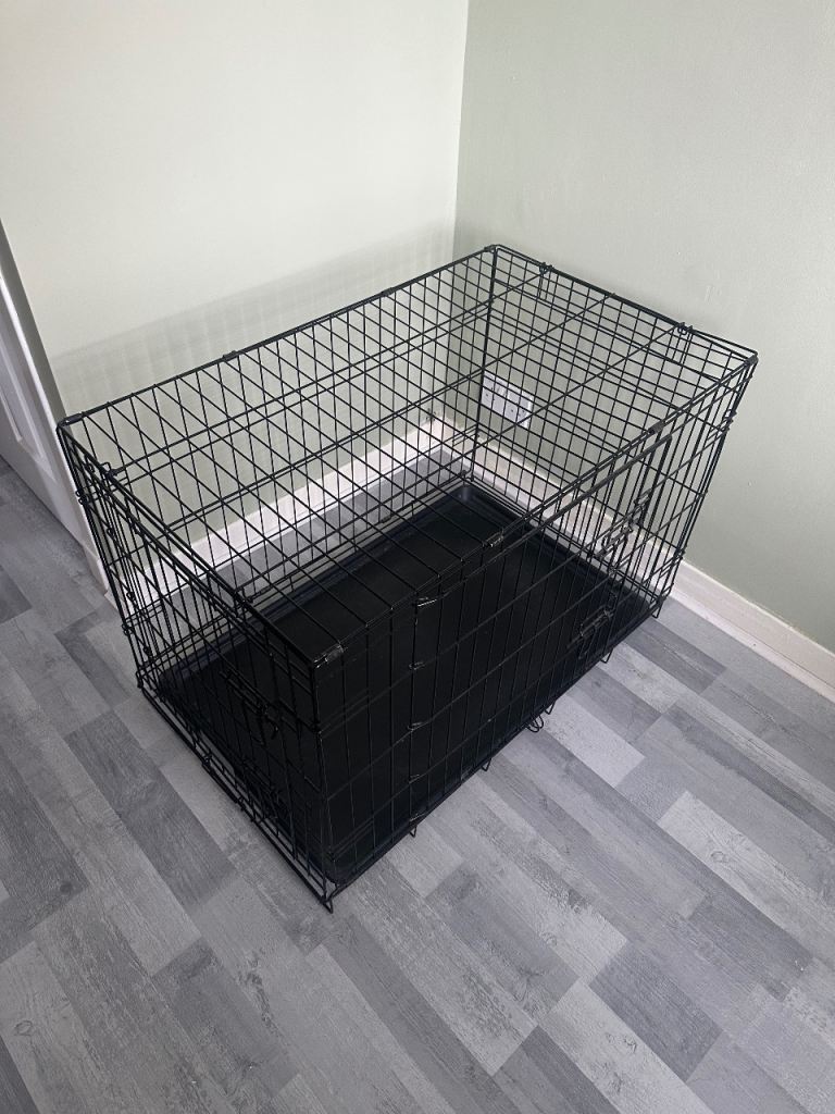 Black Metal Dog Crate with Removable Tray