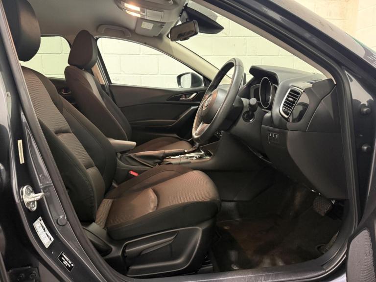 2016 Mazda Mazda3 2.0 SE-L 5dr Auto HATCHBACK PETROL Automatic