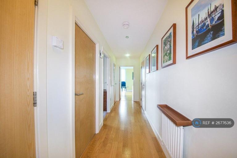 2 bedroom flat in Angel Lane, London, E15 (2 bed) (#2677636)