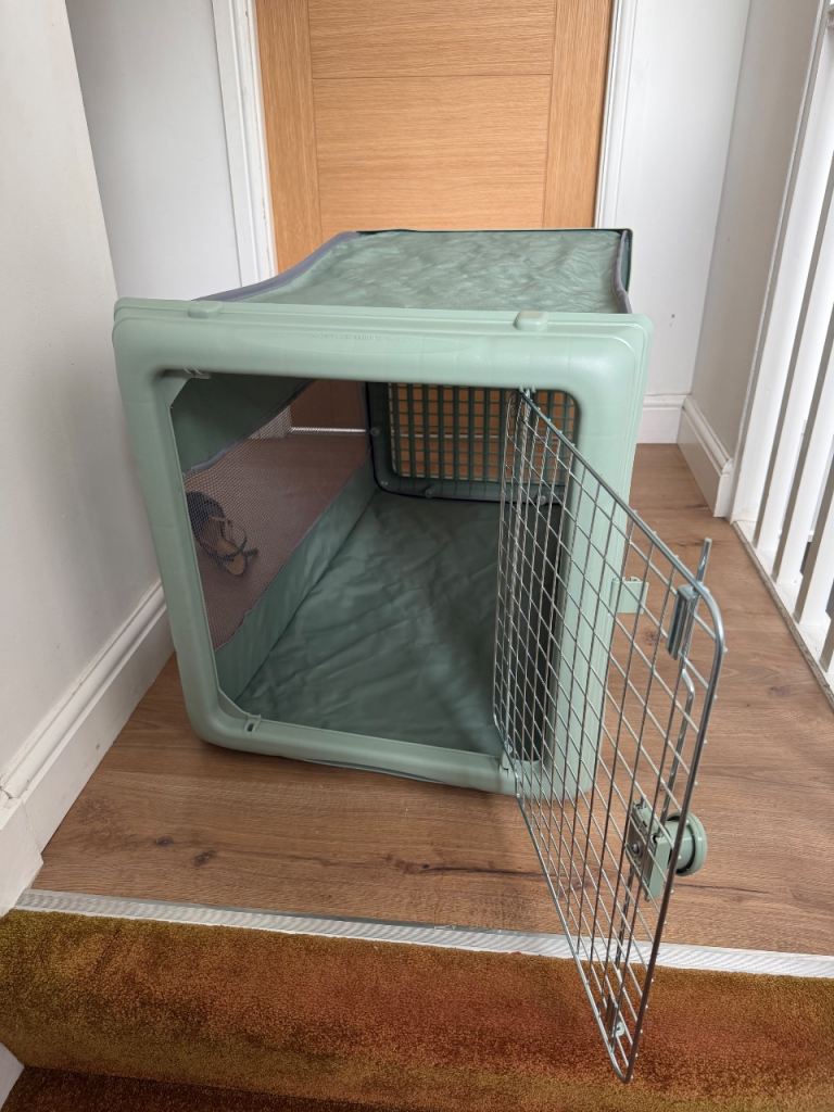 Dog crate