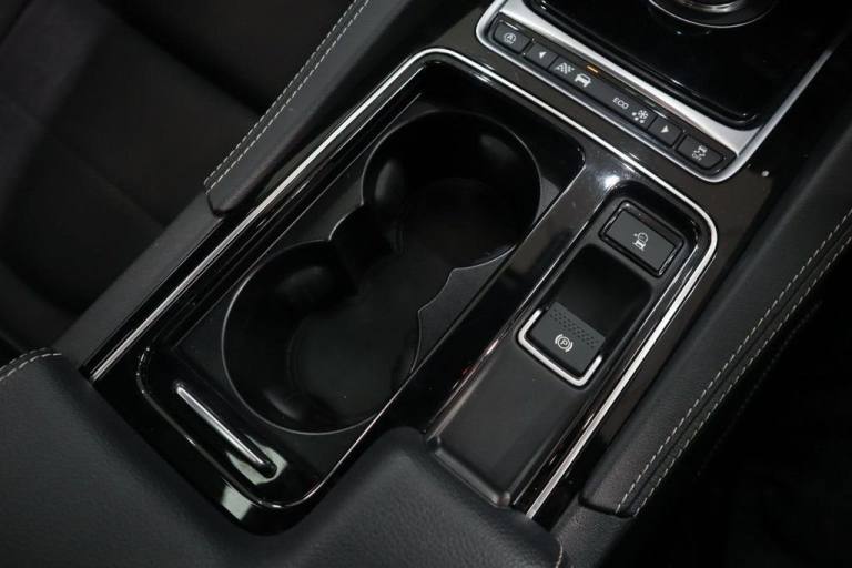 2019 19 JAGUAR F-PACE 2.0 D180 R-SPORT SUV 5DR DIESEL AUTO AWD EURO 6 (S/S) (180