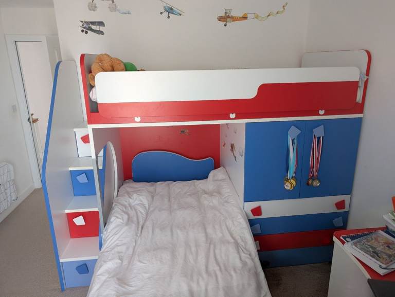 Bunkbed with lots of storage ( Belvisi furniture)