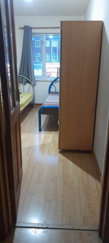 Room in shared property 