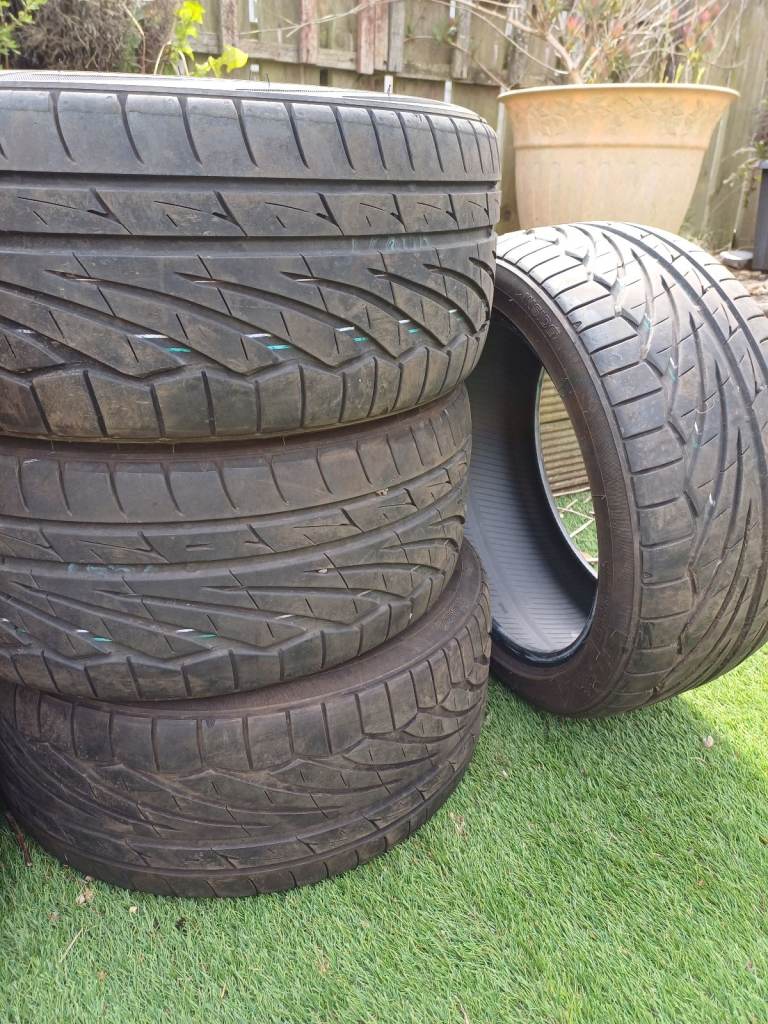 215 40 16 toyo proxes