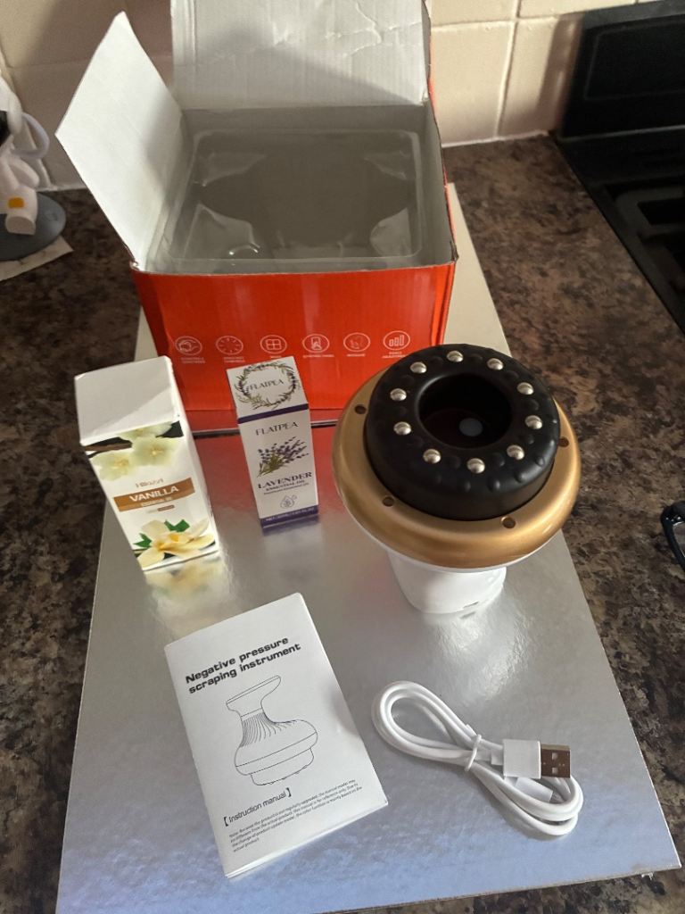Multifunctional Scraping Instrument with Essential Oils – As Good As New