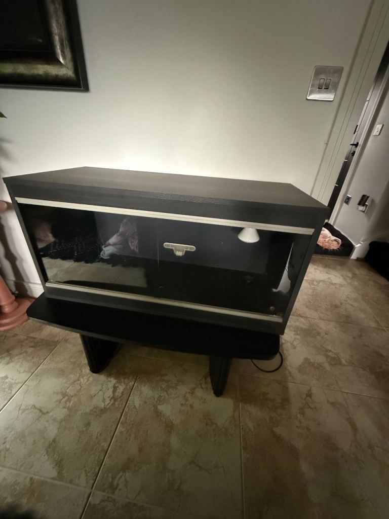 Varium 86cm x 37cm Width 