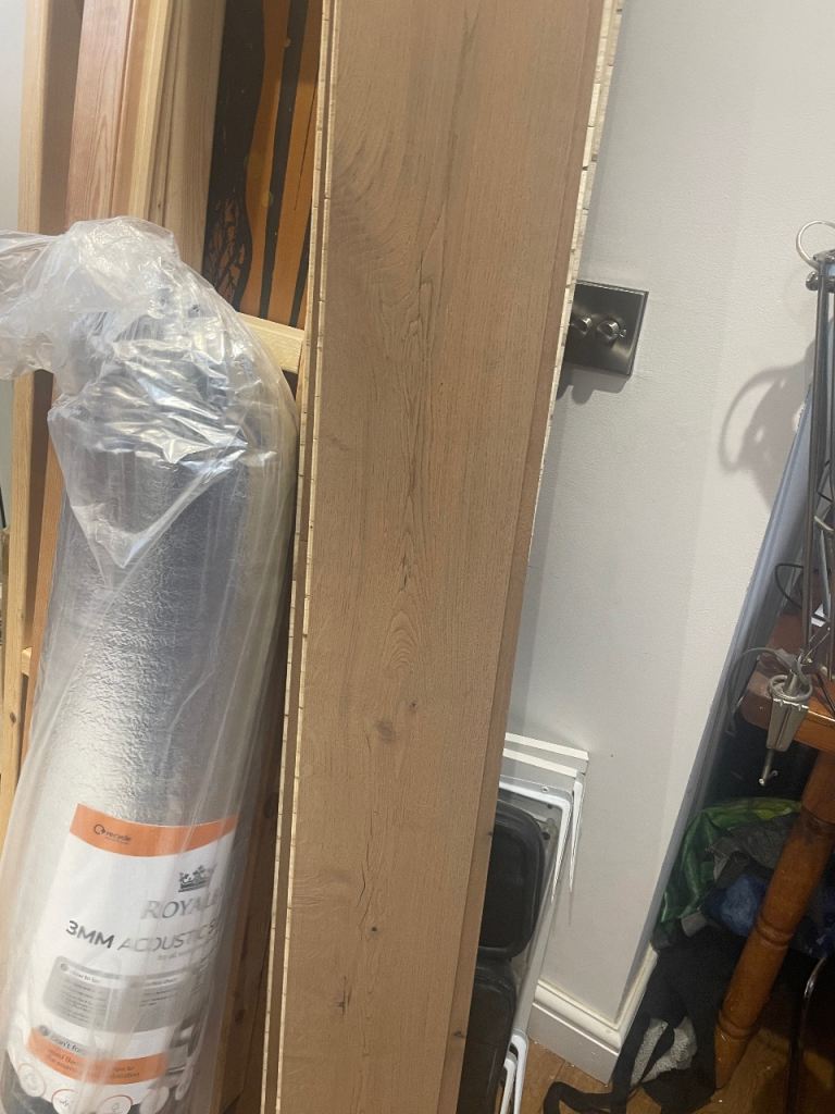 Engineered oak flooring new 2.8 msq + underlay