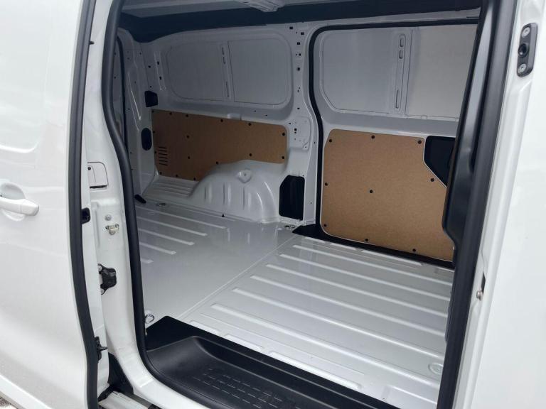 2024 Vauxhall Vivaro Vivaro 2.0D PRO 145PS L2H1 LWB 3100 Van Panel Van Diesel Manual