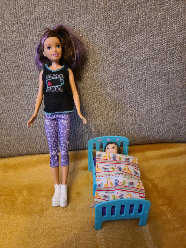 Skipper babysitter and child set