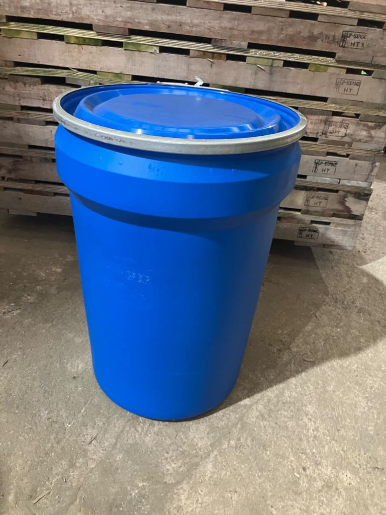 Blue Barrel with clamp lid /112 litre capacity / food grade 🔷