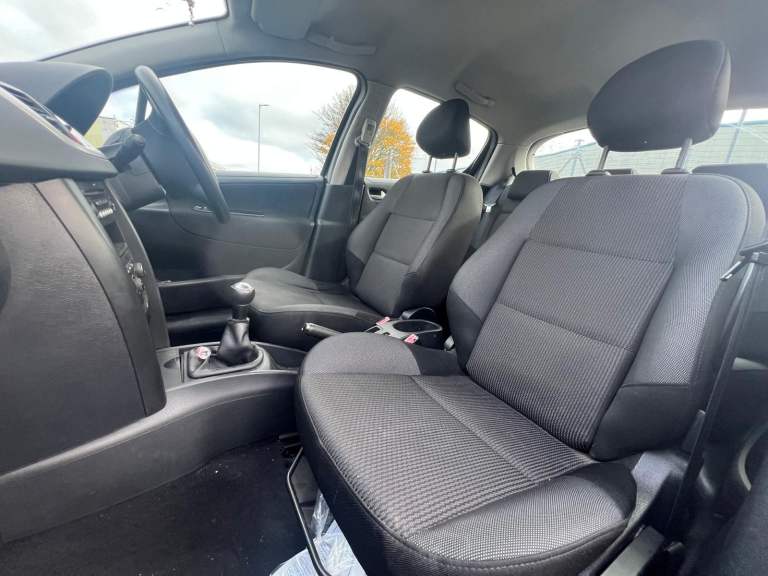 Peugeot, 207, Hatchback, 2009, Manual, 1398 (cc), 5 doors