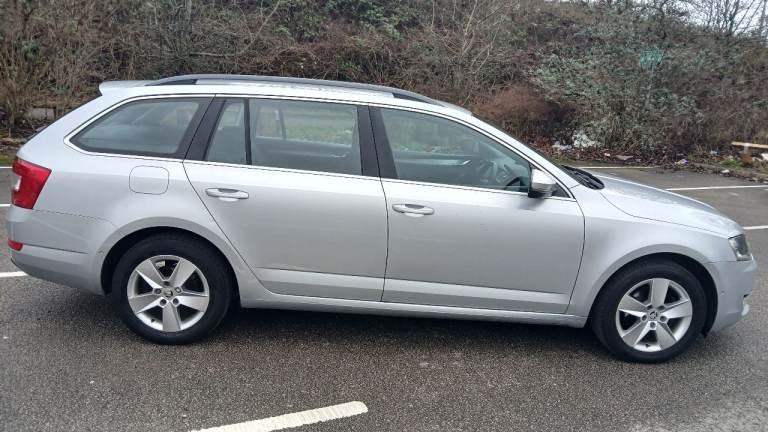Skoda, OCTAVIA, Estate, 2015, Manual, 1598 (cc), 5 doors