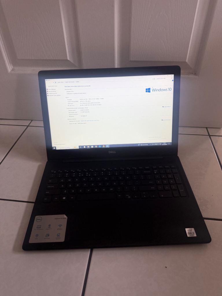Dell Laptop. 1 Tb Hdd.  Core i3-10th Gen.