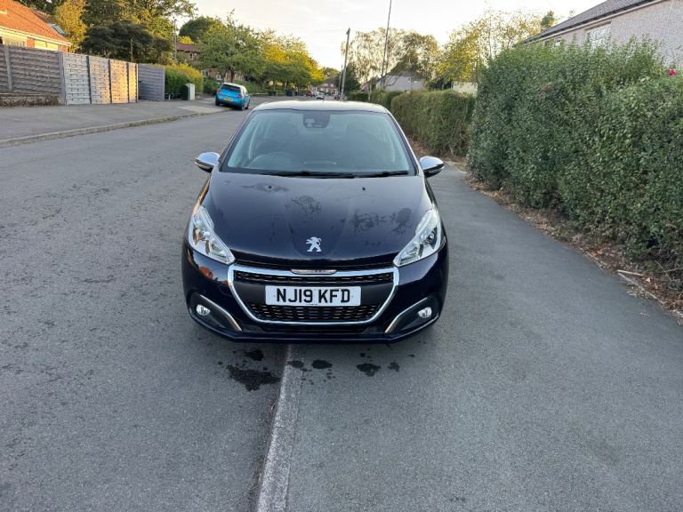 PEUGEOT 208 TECH EDITION 1.2 PETROL 2019 EXCELLENT CONDITION 37K MILES WITH FULL SERVICE HISTORY 