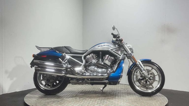 Harley-Davidson Street VROD VRSCR 2007 18K NEW MOT SERVICED RIDES WITHOUT FAULT 