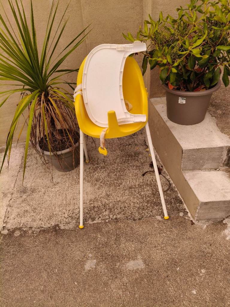 Free highchair 
