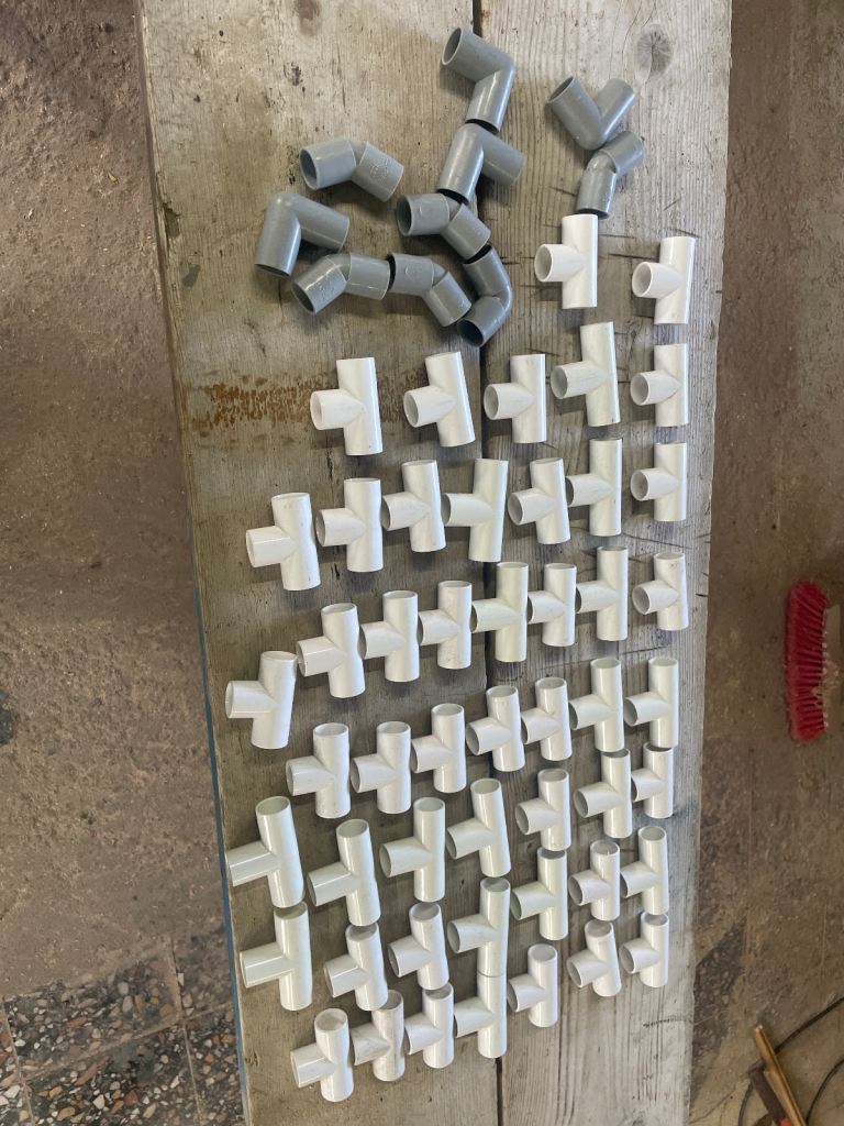 Overflow pipe fittings 