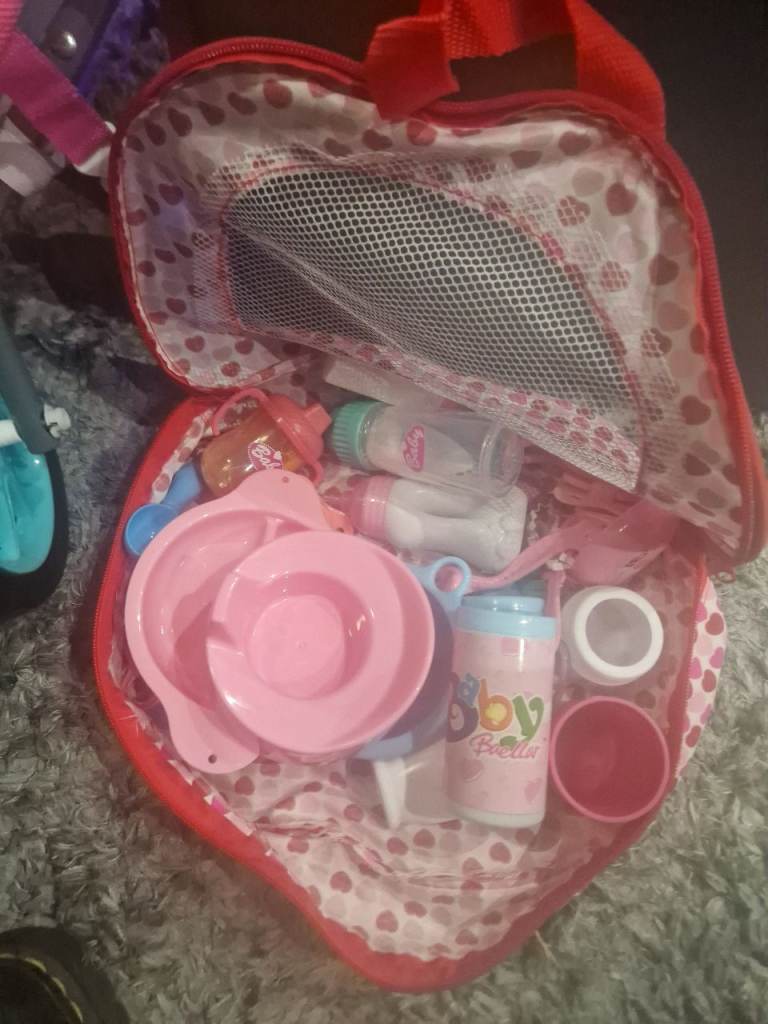 Twin pushchair and doll and accessories set