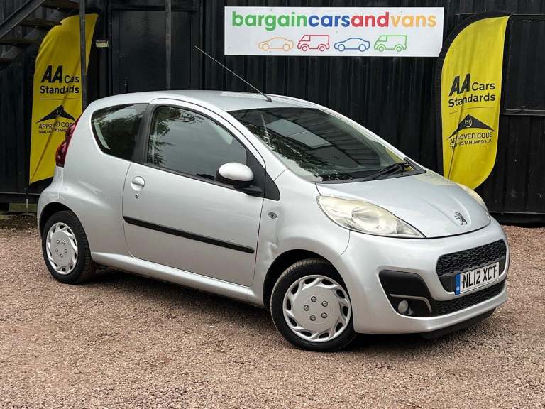 PEUGEOT 107 1.0 12V Active 2012