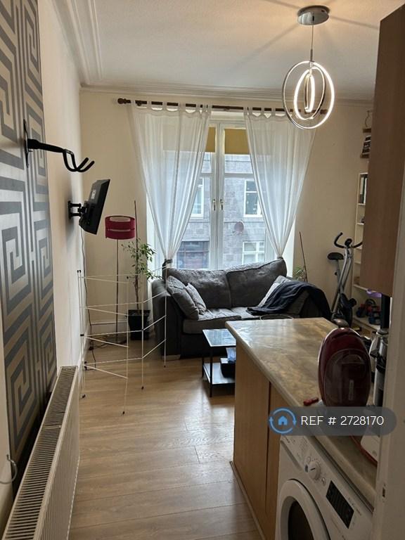 1 bedroom flat in Urquhart Street, Aberdeen, AB24 (1 bed) (#2728170)