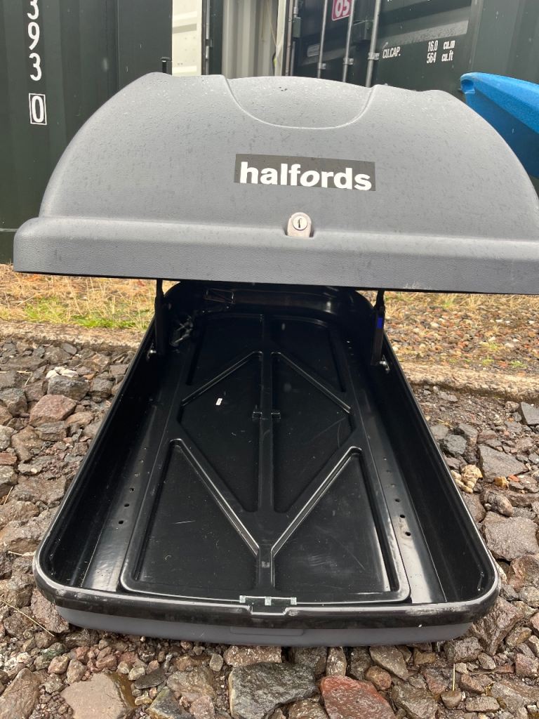 Halfords Roof box 