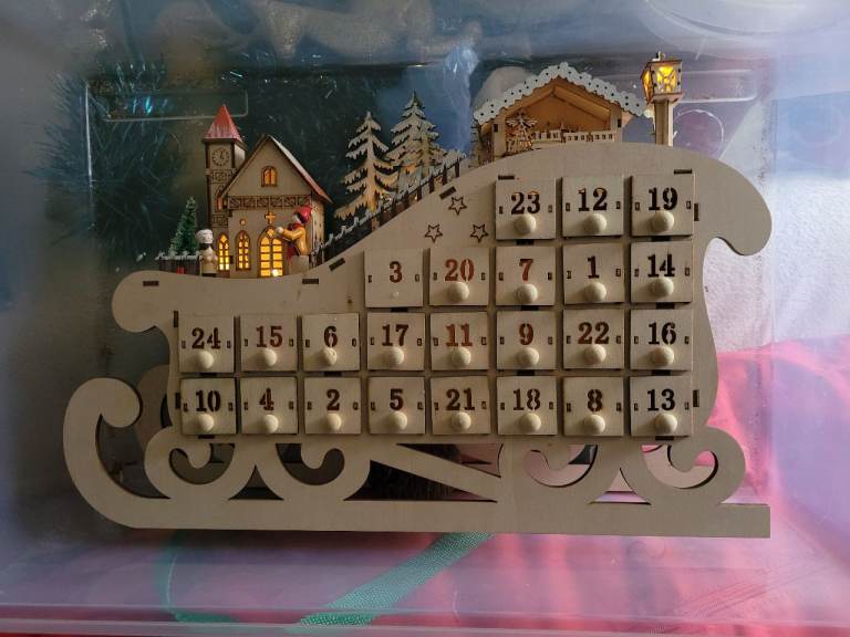 Wooden advent sleigh/christmas decoration