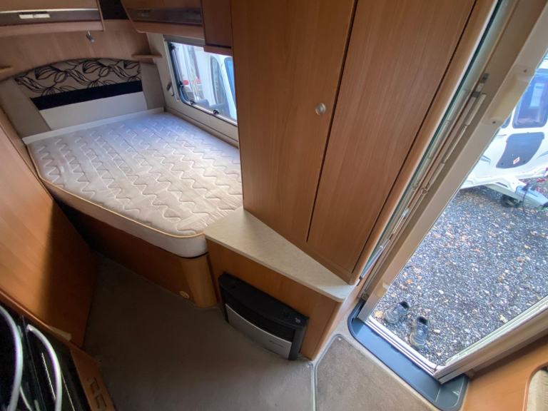 PEUGEOT BOXER AUTOCRUISE STARSTREAM - 2011 - FIXED BED - JUST 16000 MILES - VGC 