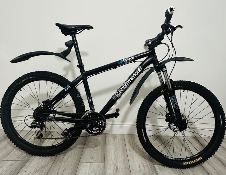 Commencal Premier Disc Mountain Bike 26” 18” Frame Shimano Hydraulic Disc Brakes
