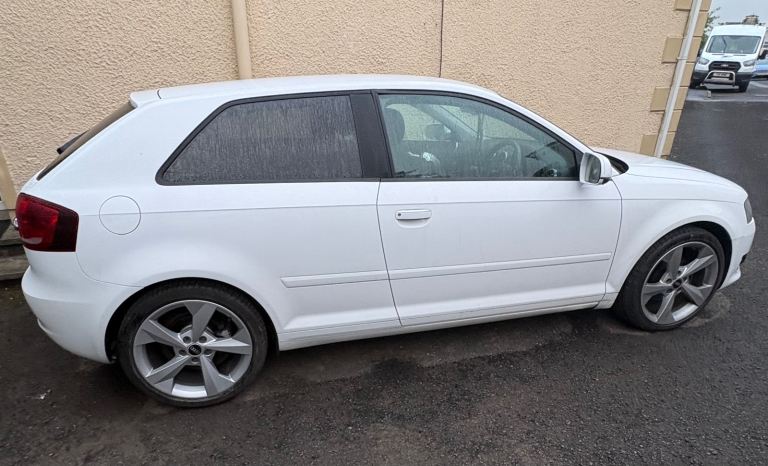 Audi, A3, Hatchback, 2012, Manual, 1598 (cc), 3 doors