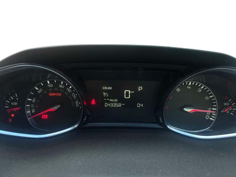 2016 Peugeot 308 1.2 PureTech 130 Allure 5dr EAT6 Estate Petrol Automatic