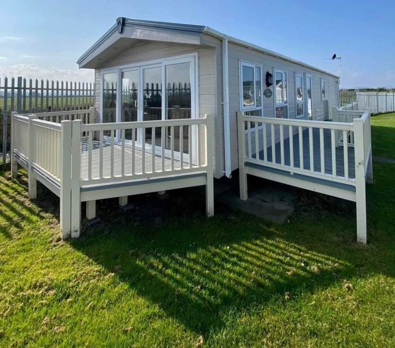Private sale static caravan - Rhyll