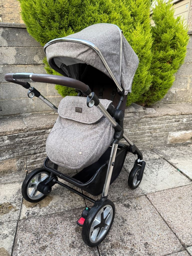 Silver Cross Pioneer Travel System 