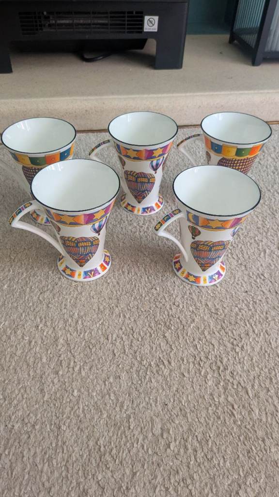 Set of 5 Cathedral Fine Bone China Flight of Fancy Balloon Design Mugs Cups 
