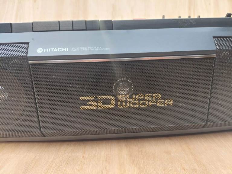 Hitachi TRK-3D30E 3D Super Woofer Portable Radio Cassette Recorder [Boombox] - parts/repair
